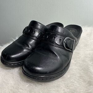 Clark’s slip on mule clogs black 7.5